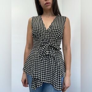Vintage Betsey Jonson Black & Beige Printed Wrap Tie Front Sleeveless Blouse M